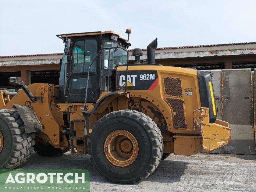 CAT 962M Τρακτέρ