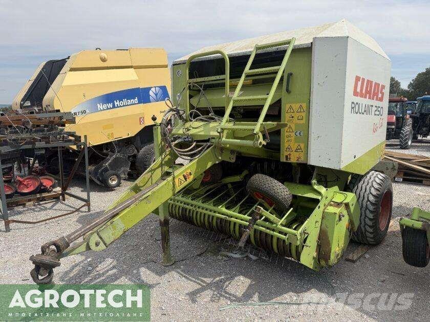 CLAAS Rollant 250 RC Πρέσες κυλινδρικών δεμάτων