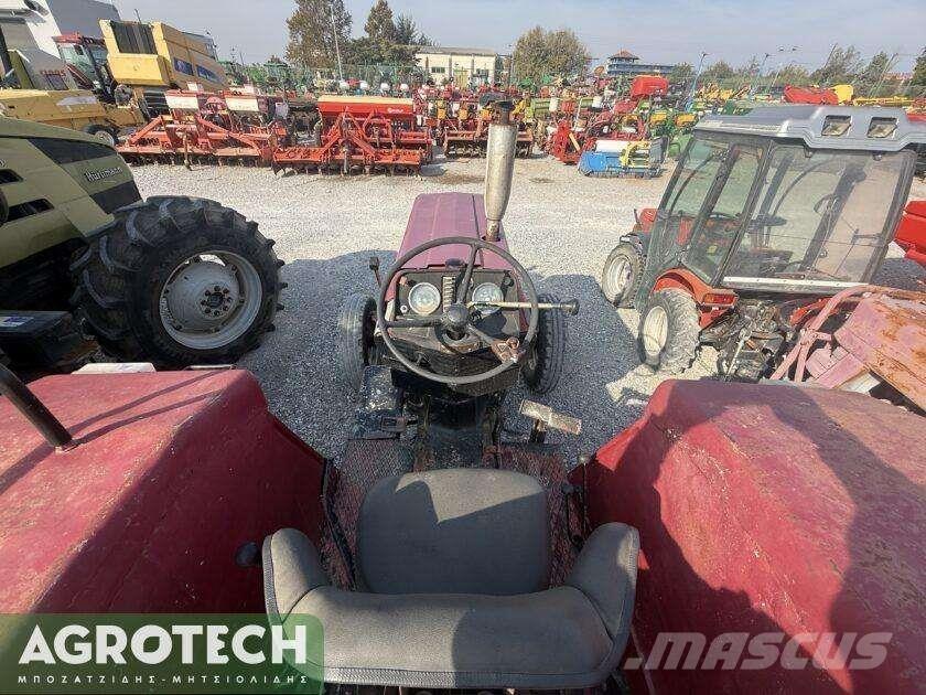 International 724 Τρακτέρ