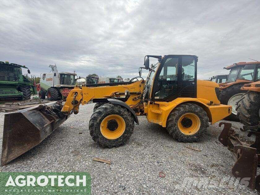 JCB TM 300 Τρακτέρ