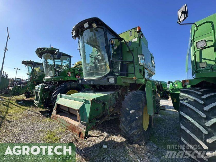 John Deere 1177 Τρακτέρ