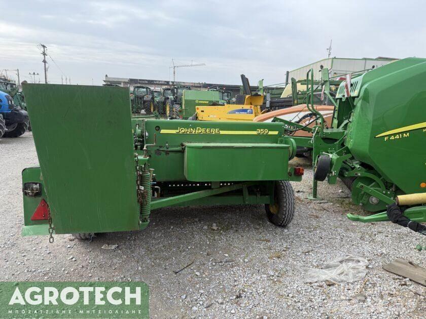 John Deere 359 Τρακτέρ