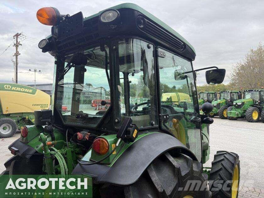 John Deere 5075 GF Τρακτέρ