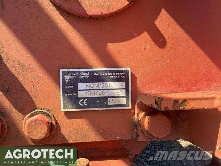 Kverneland NGM 251 Τρακτέρ