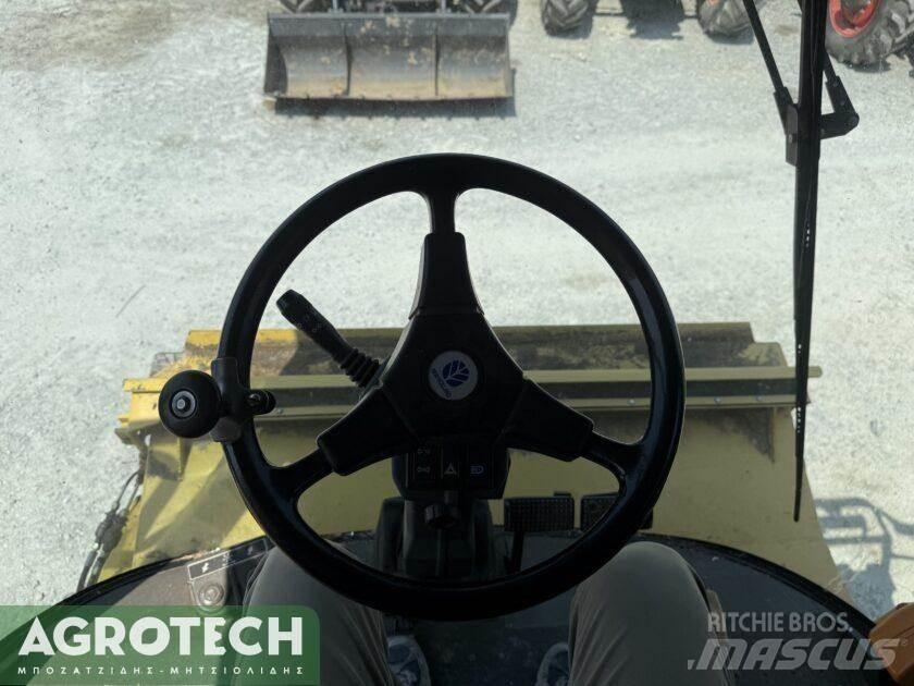 New Holland TX 68 Τρακτέρ