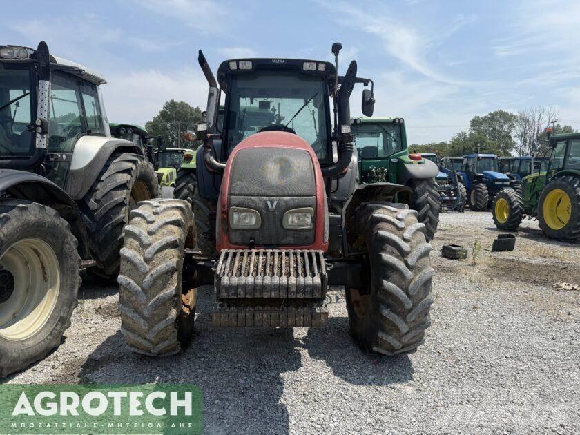 Valtra T151 Τρακτέρ