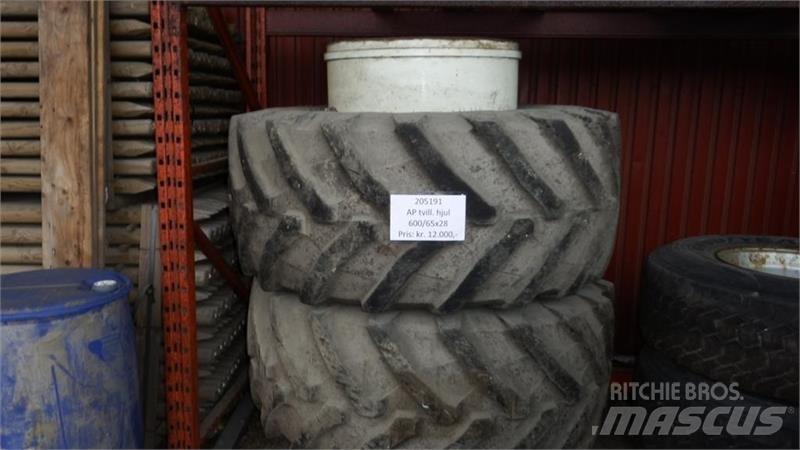 AP 600/65R28 Ελαστικά και ζάντες
