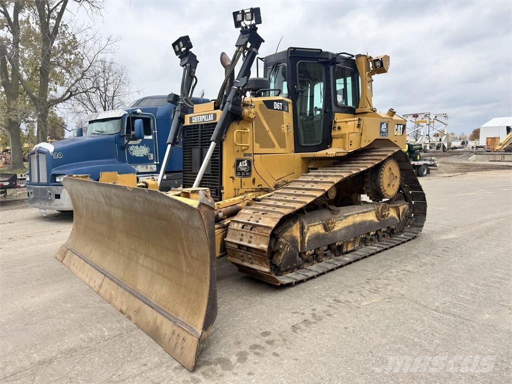 CAT D6T Μπουλντόζες με ερπύστριες