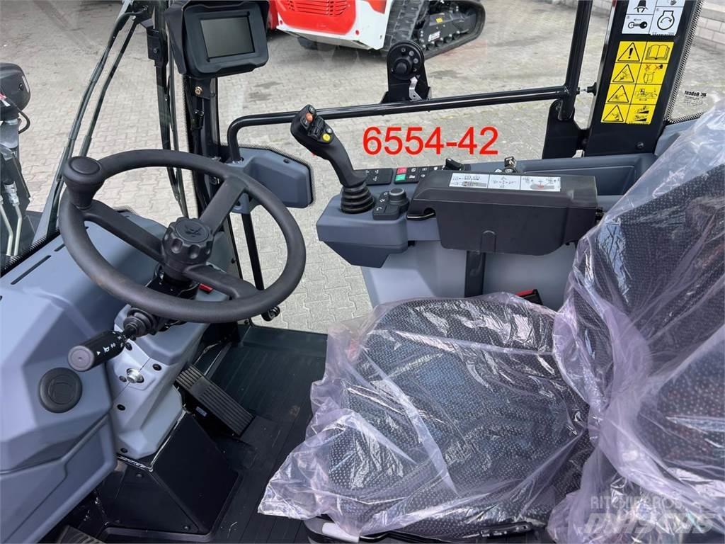 Bobcat L 85 Φορτωτές με λάστιχα (Τροχοφόροι)