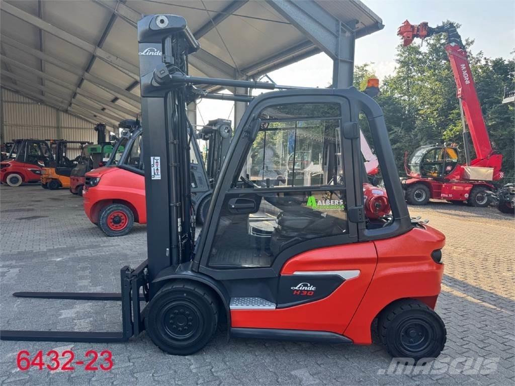 Linde H 30 T 01 Περονοφόρα ανυψωτικά κλαρκ με φυσικό αέριο LPG