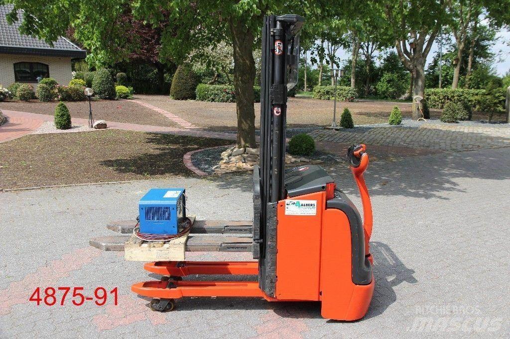 Linde L 16 i Παλετοφόρα πεζού χειριστή με ιστό