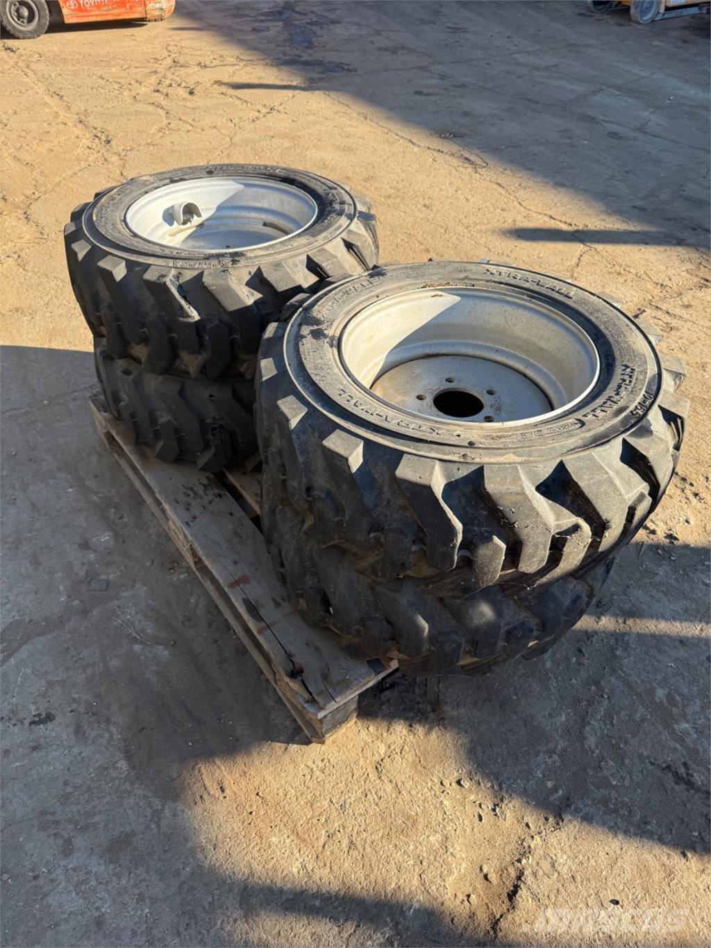  10-16.5 Ελαστικά και ζάντες