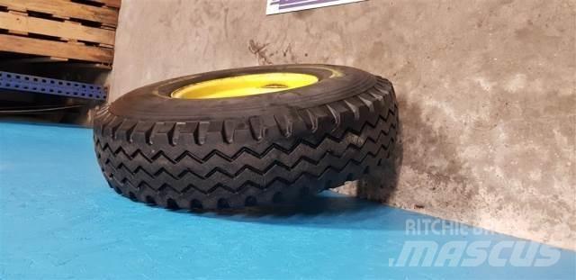  16 9.00R16 Ελαστικά και ζάντες