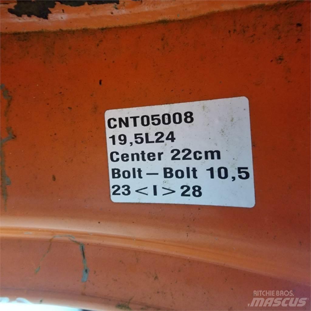  24 19.5L24 Ελαστικά και ζάντες