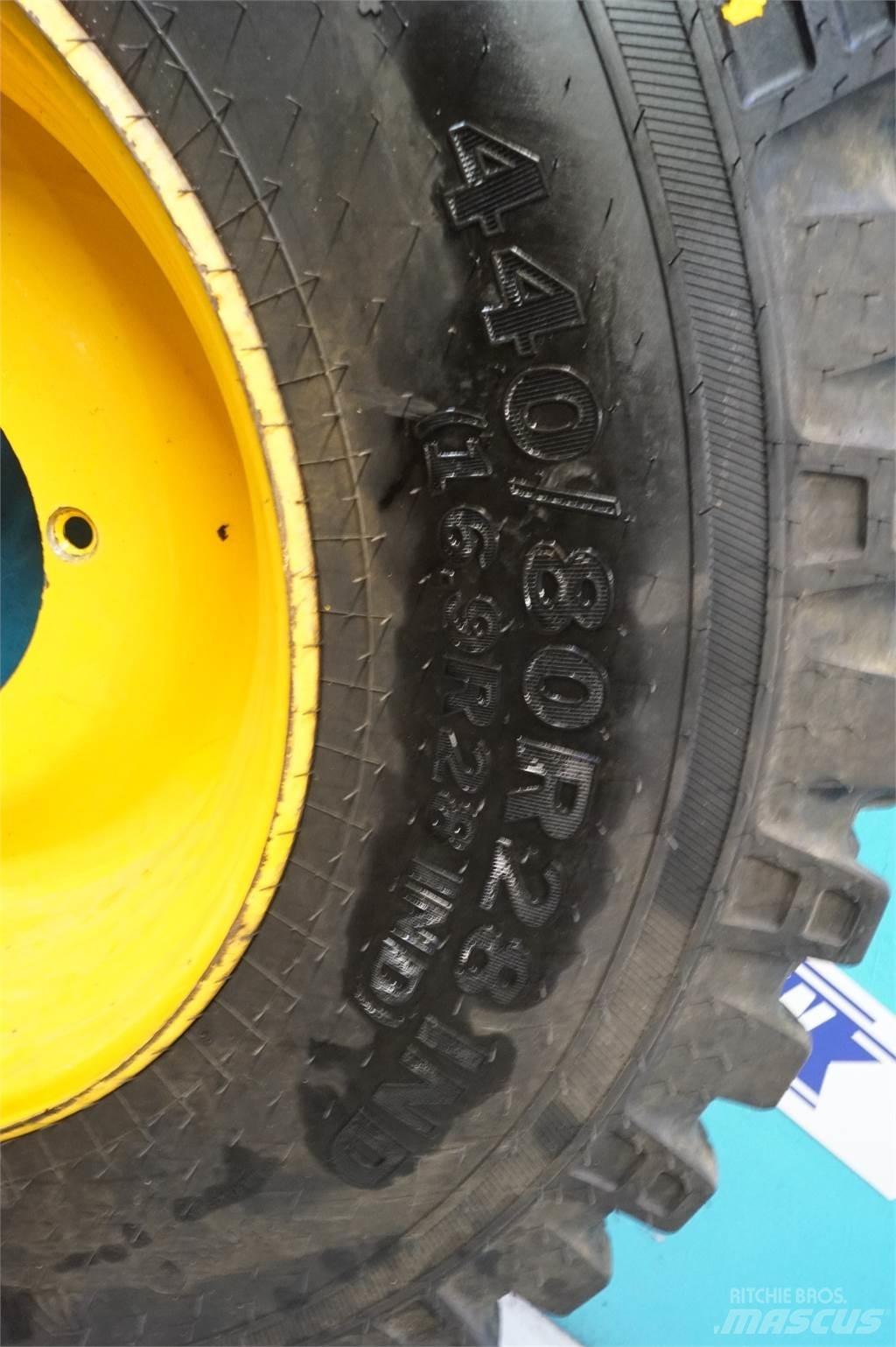  28 440/80R28 Ελαστικά και ζάντες