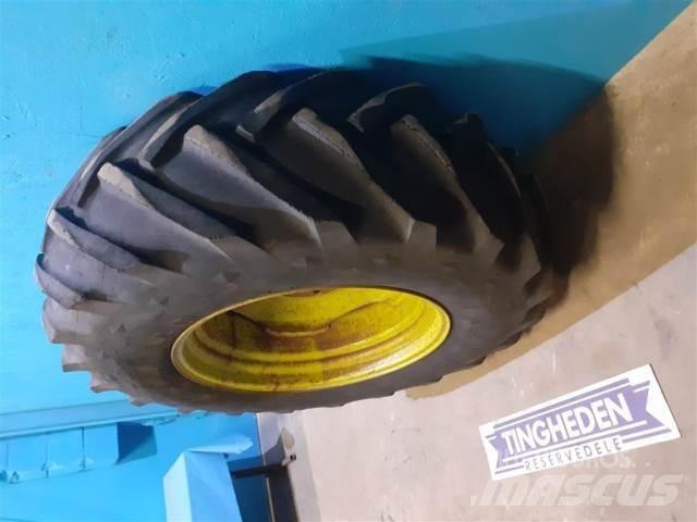  30 18.4/15-30 Ελαστικά και ζάντες