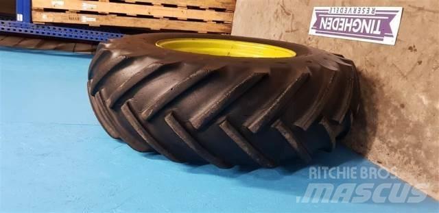  30 18.4-30 Ελαστικά και ζάντες