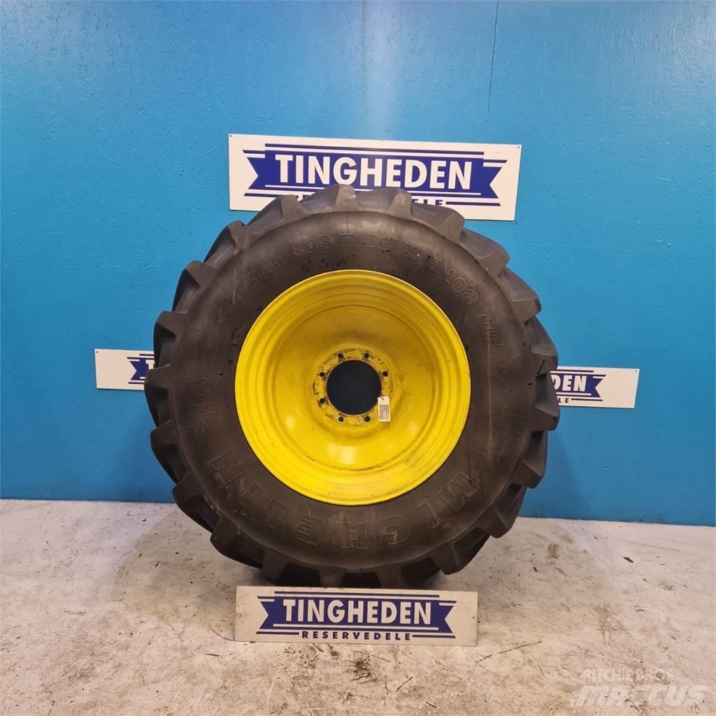  30 540/65 R30 Ελαστικά και ζάντες