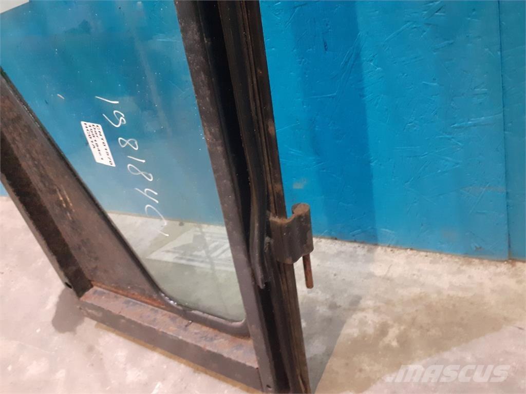 CASE 1620 Καμπίνες και εσωτερικό