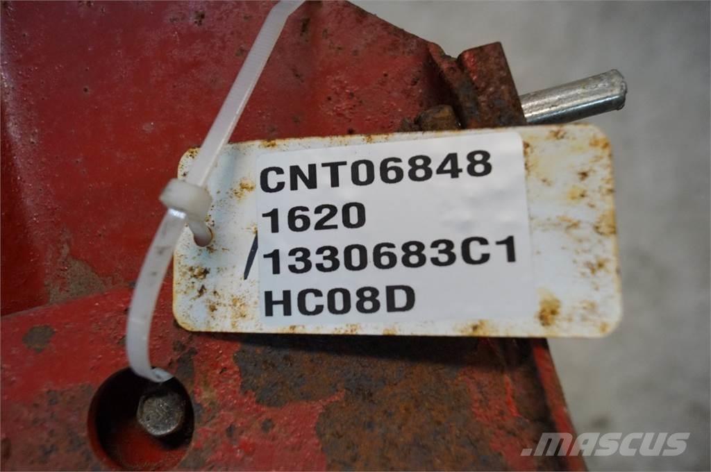 CASE 1620 Διαστρωτήρες άμμου και αλατιού