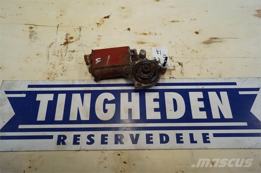 CASE 1660 Ηλεκτρονικά