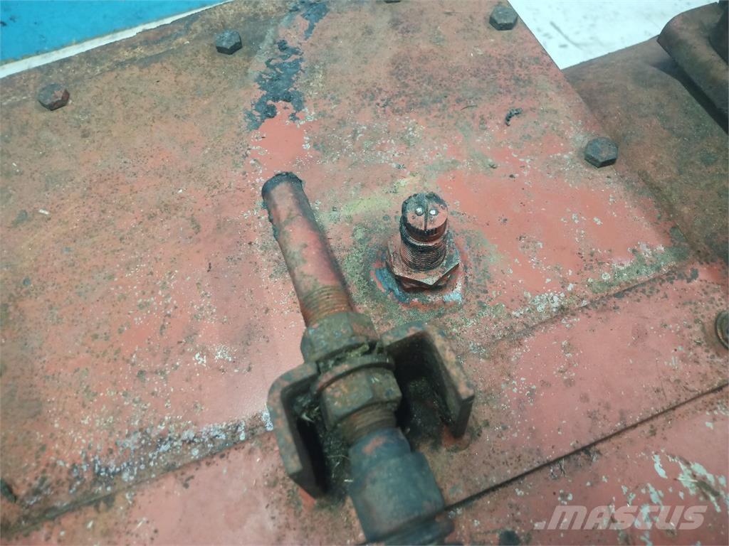 CASE 1680 Μετάδοση