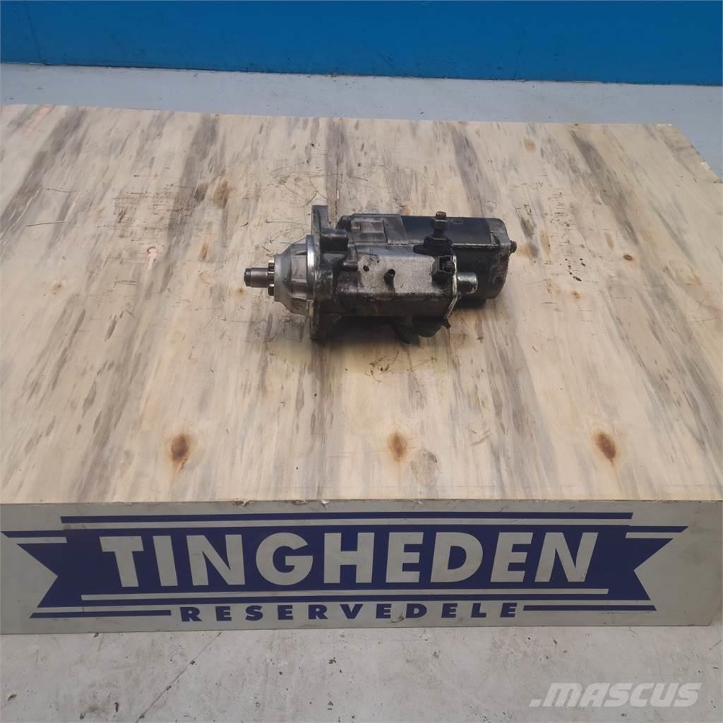 CASE 7130 Ηλεκτρονικά