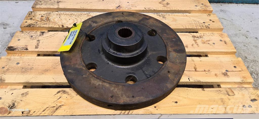 CASE 8010 Μετάδοση