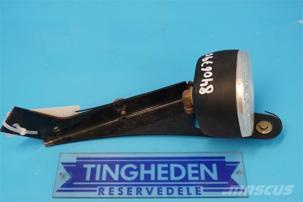 CASE 9230 Ηλεκτρονικά