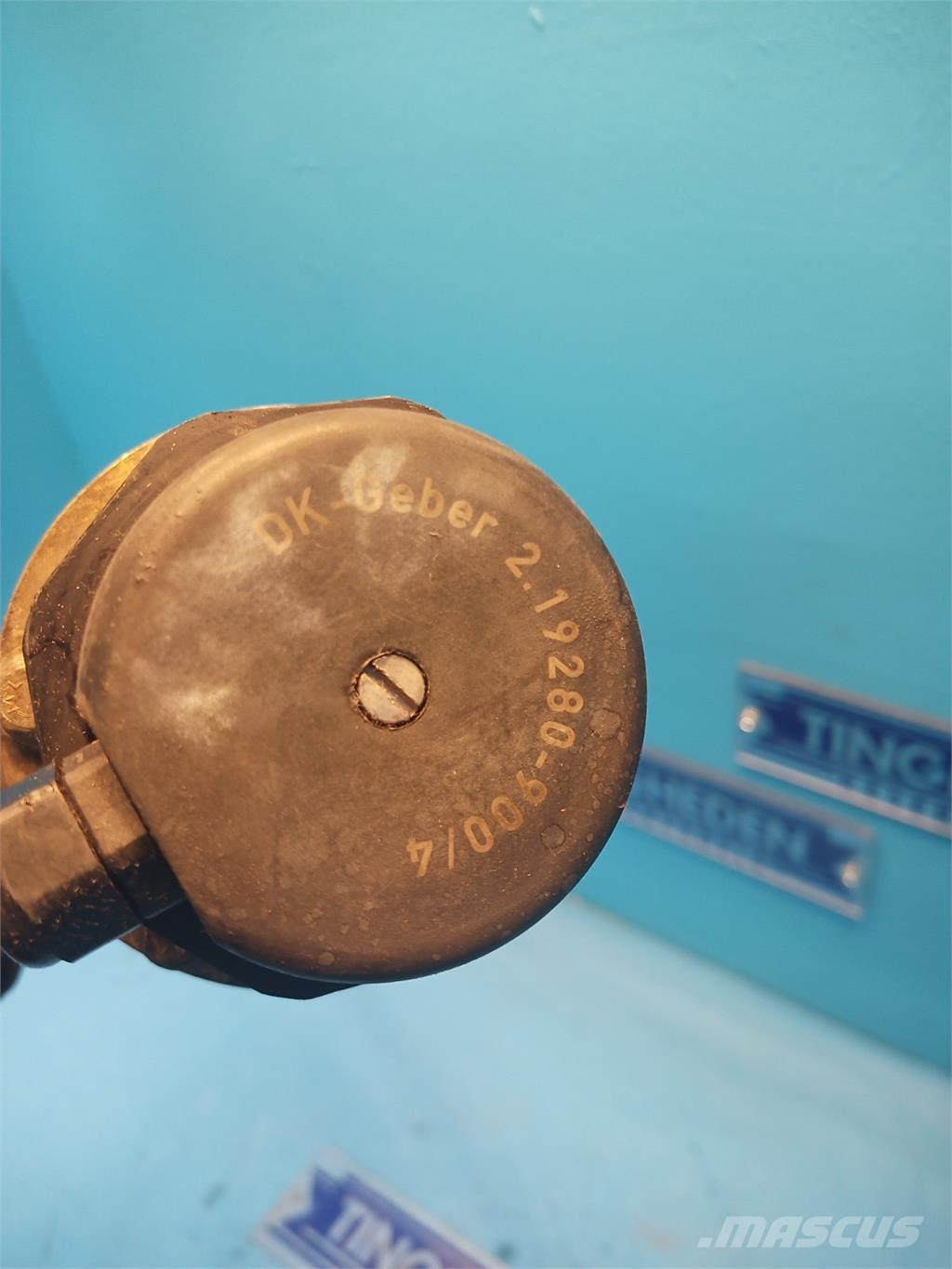 CASE CF80 Ηλεκτρονικά