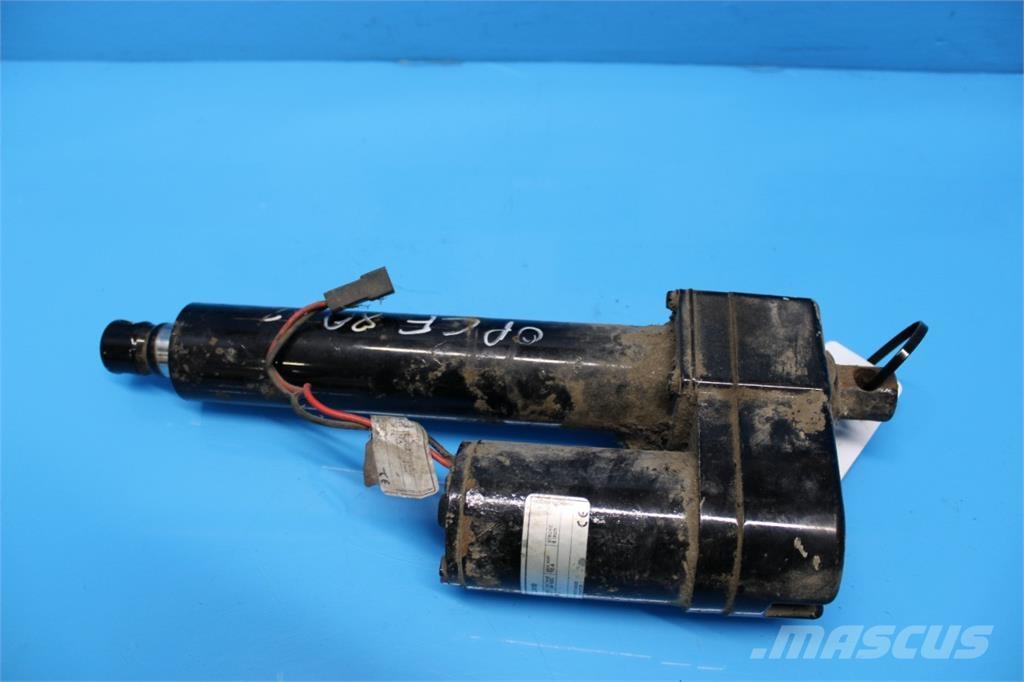 CASE CF80 Ηλεκτρονικά