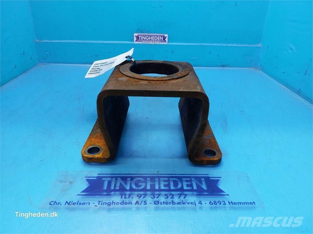CASE Farmall 95A Καμπίνες και εσωτερικό