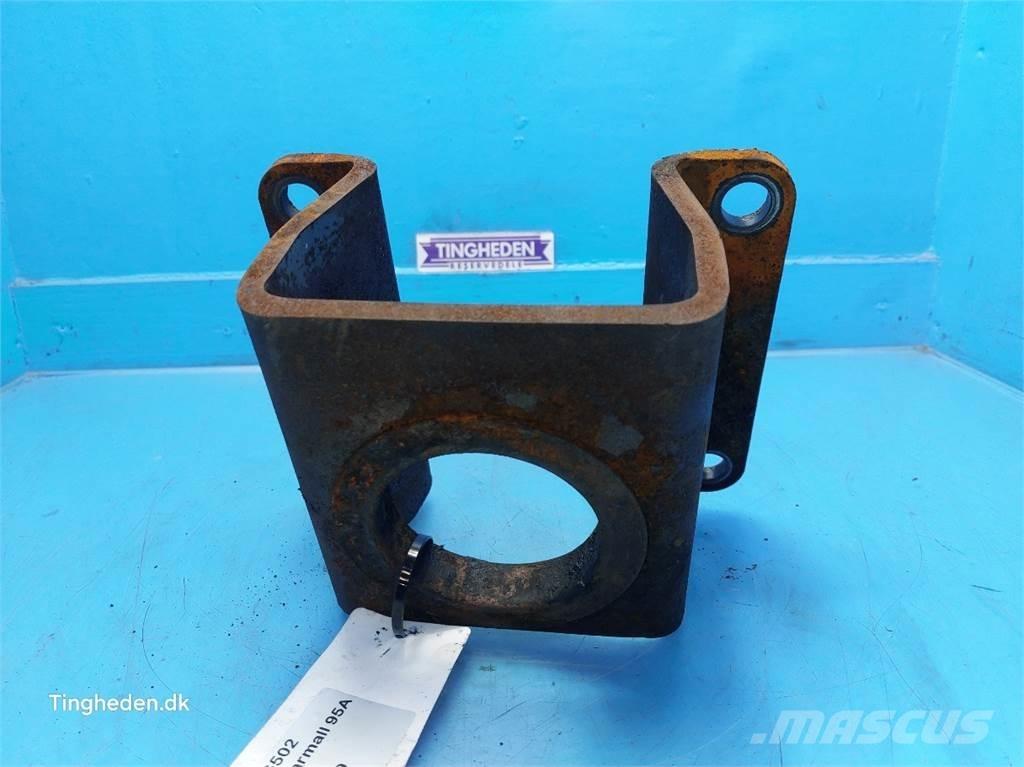 CASE Farmall 95A Καμπίνες και εσωτερικό