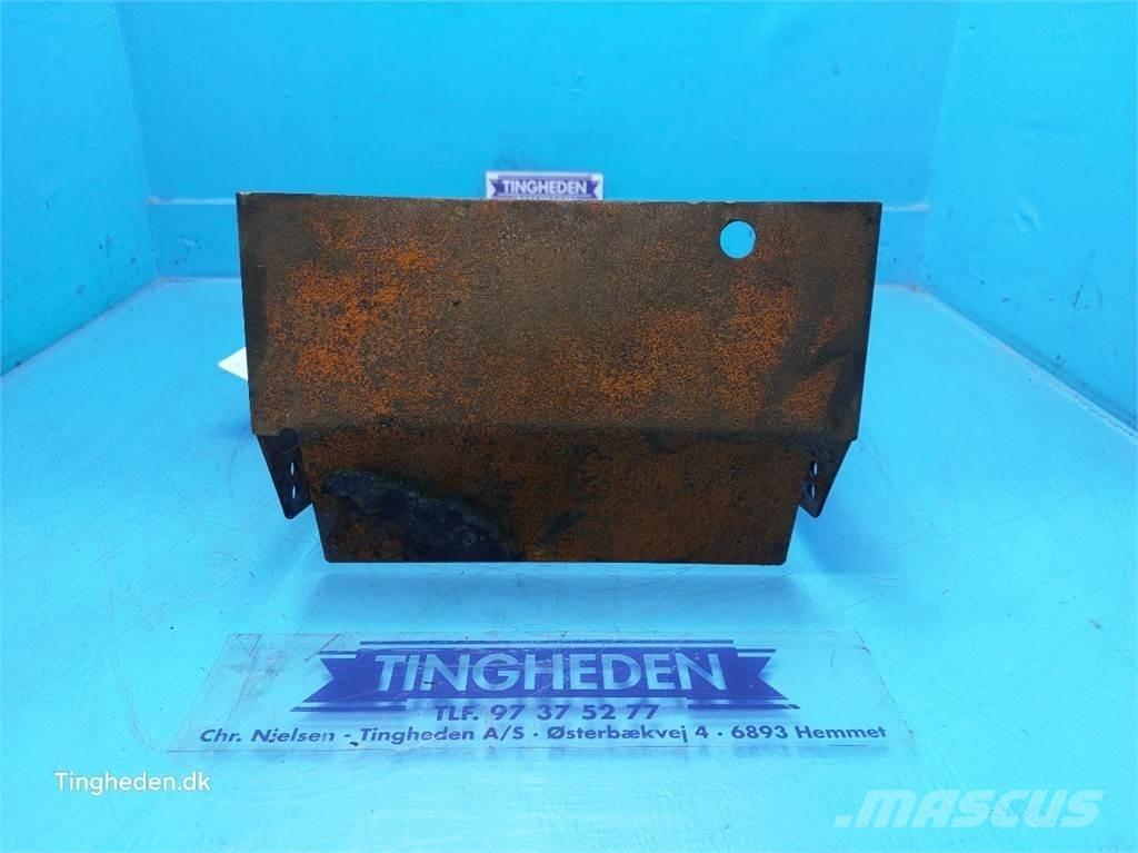 CASE Farmall 95A Άλλα εξαρτήματα για τρακτέρ