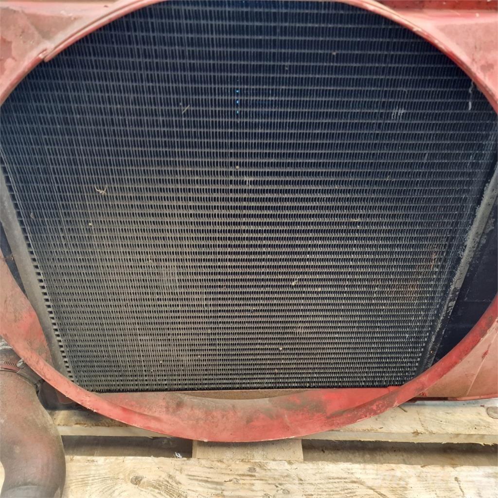 Case IH 1055 Καλοριφέρ
