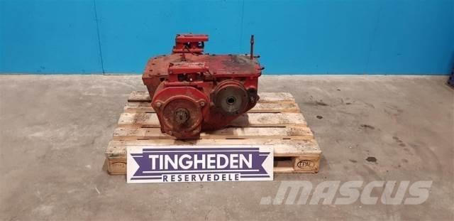 Case IH 1680 Μετάδοση