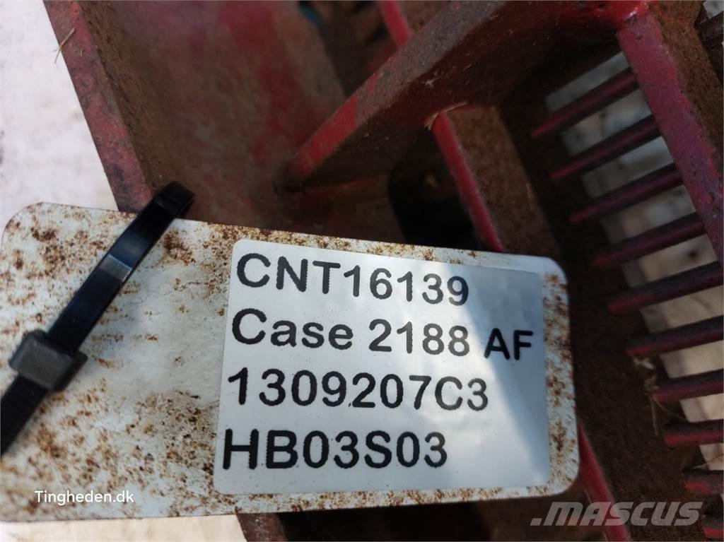 Case IH 2188 Εξαρτήματα θεριζοαλωνιστικών μηχανών