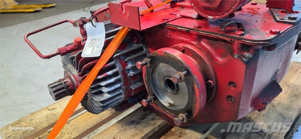 Case IH 2388 Μετάδοση