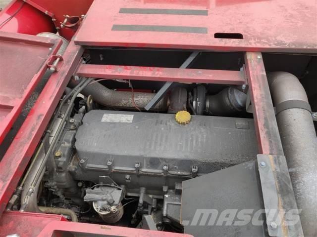 Case IH 8010 Θεριζοαλωνιστικές μηχανές