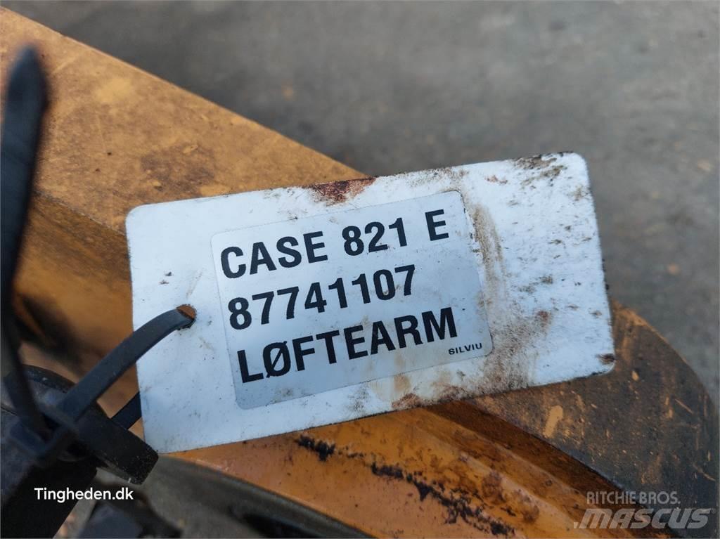 Case IH 821E Μπούμες και κουτάλες
