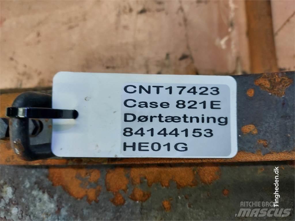 Case IH 821E Καμπίνες και εσωτερικό
