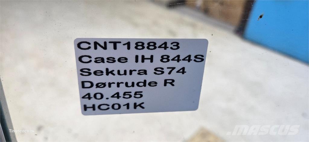 Case IH 844S Καμπίνες και εσωτερικό