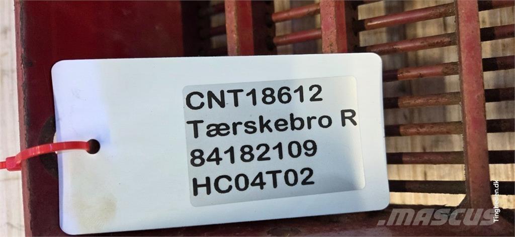 Case IH 9010 Εξαρτήματα θεριζοαλωνιστικών μηχανών