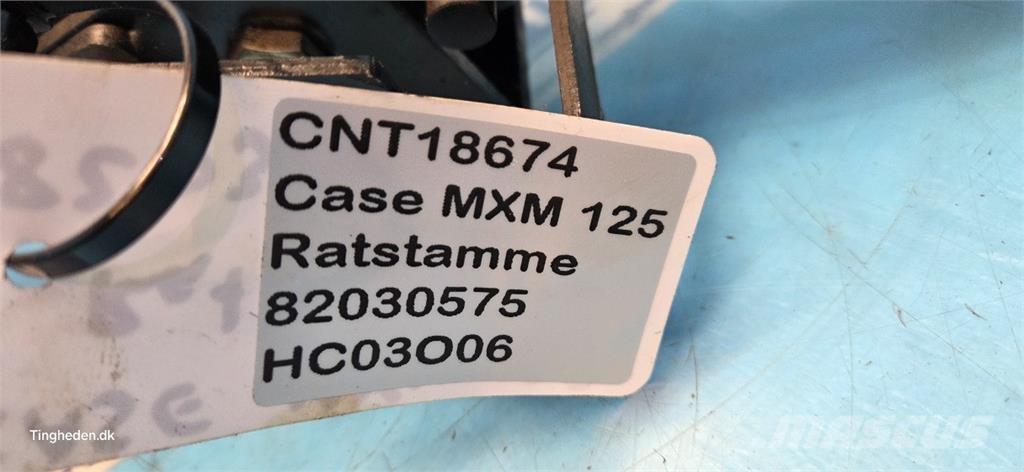 CASE Maxxum 125 Καμπίνες και εσωτερικό