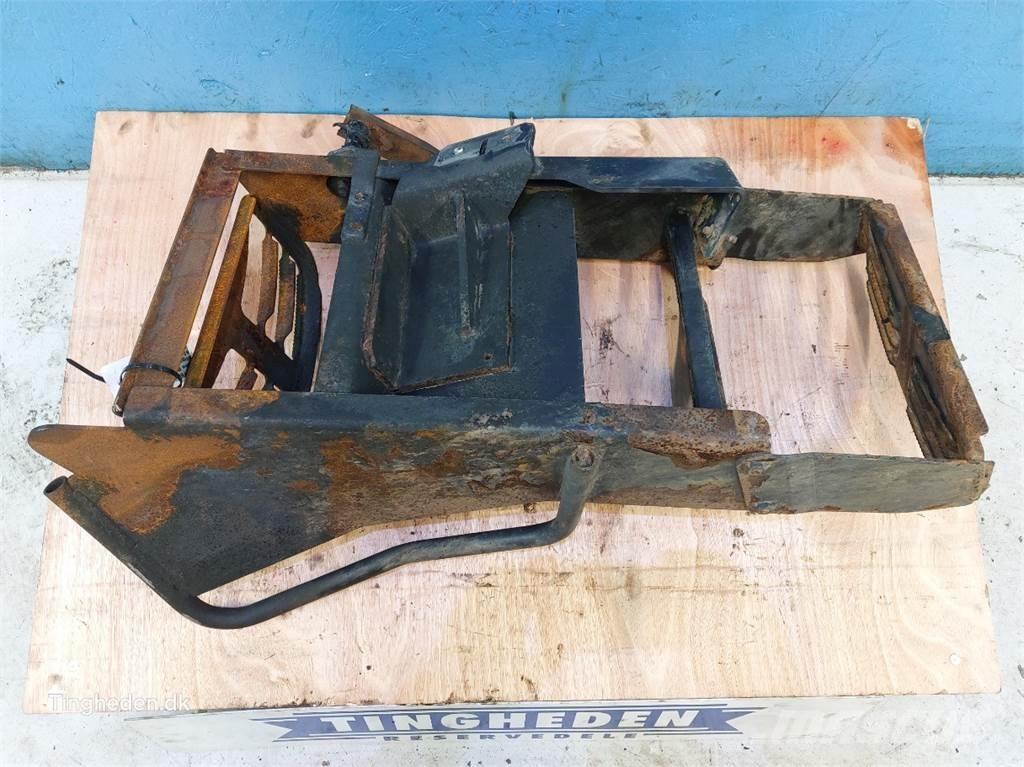 CASE Puma 185 Καμπίνες και εσωτερικό