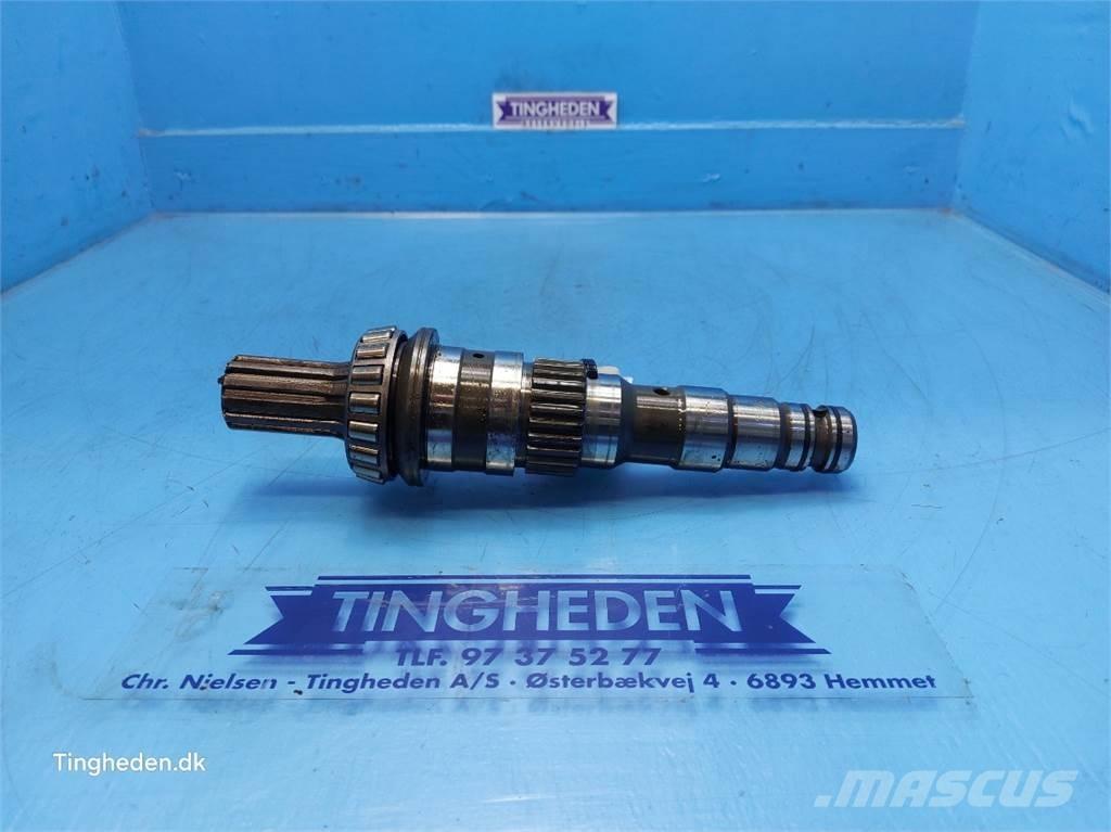 CASE Puma 185 Μετάδοση