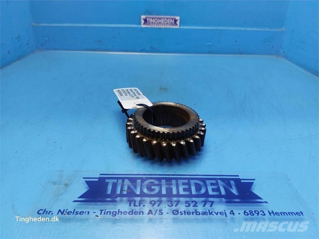 CASE Puma 185 Μετάδοση