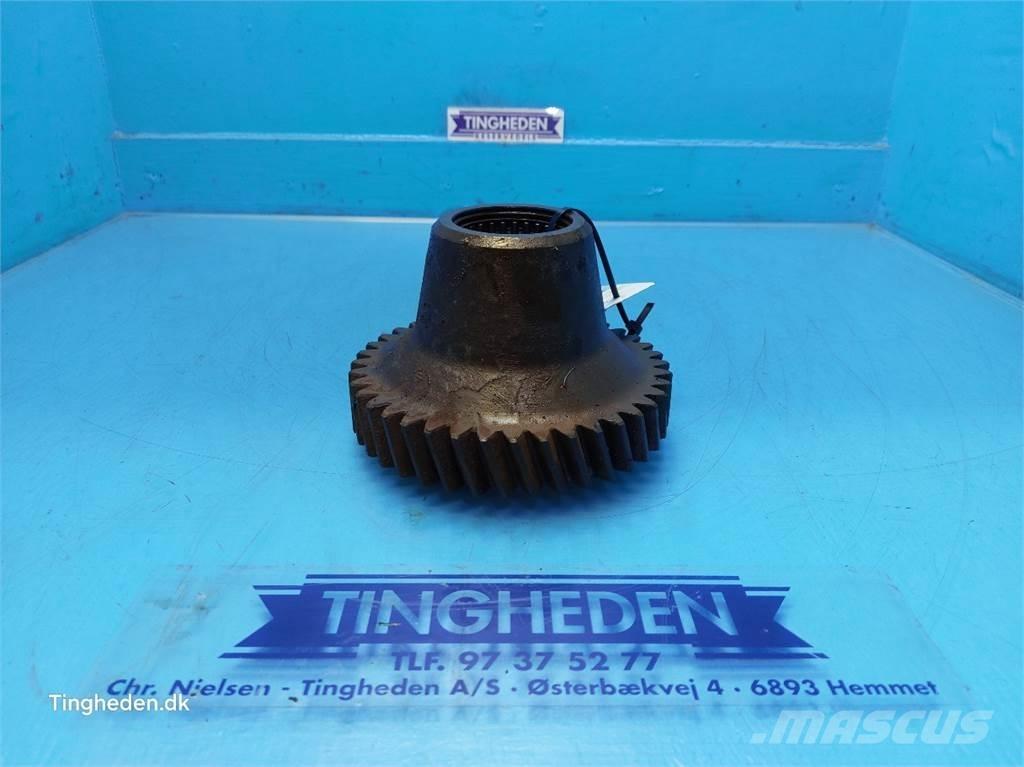 CASE Puma 185 Μετάδοση