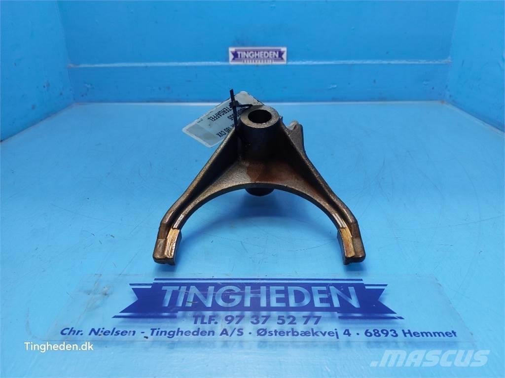 CASE Puma 185 Μετάδοση