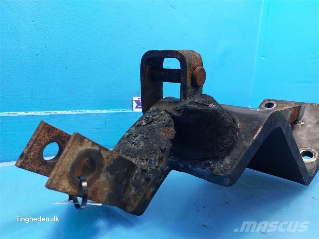 CASE Puma 185 Καμπίνες και εσωτερικό